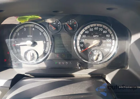 2009 Dodge Ram 1500 z USA, uszkodzony, nr VIN 1D3HB13T49S736019